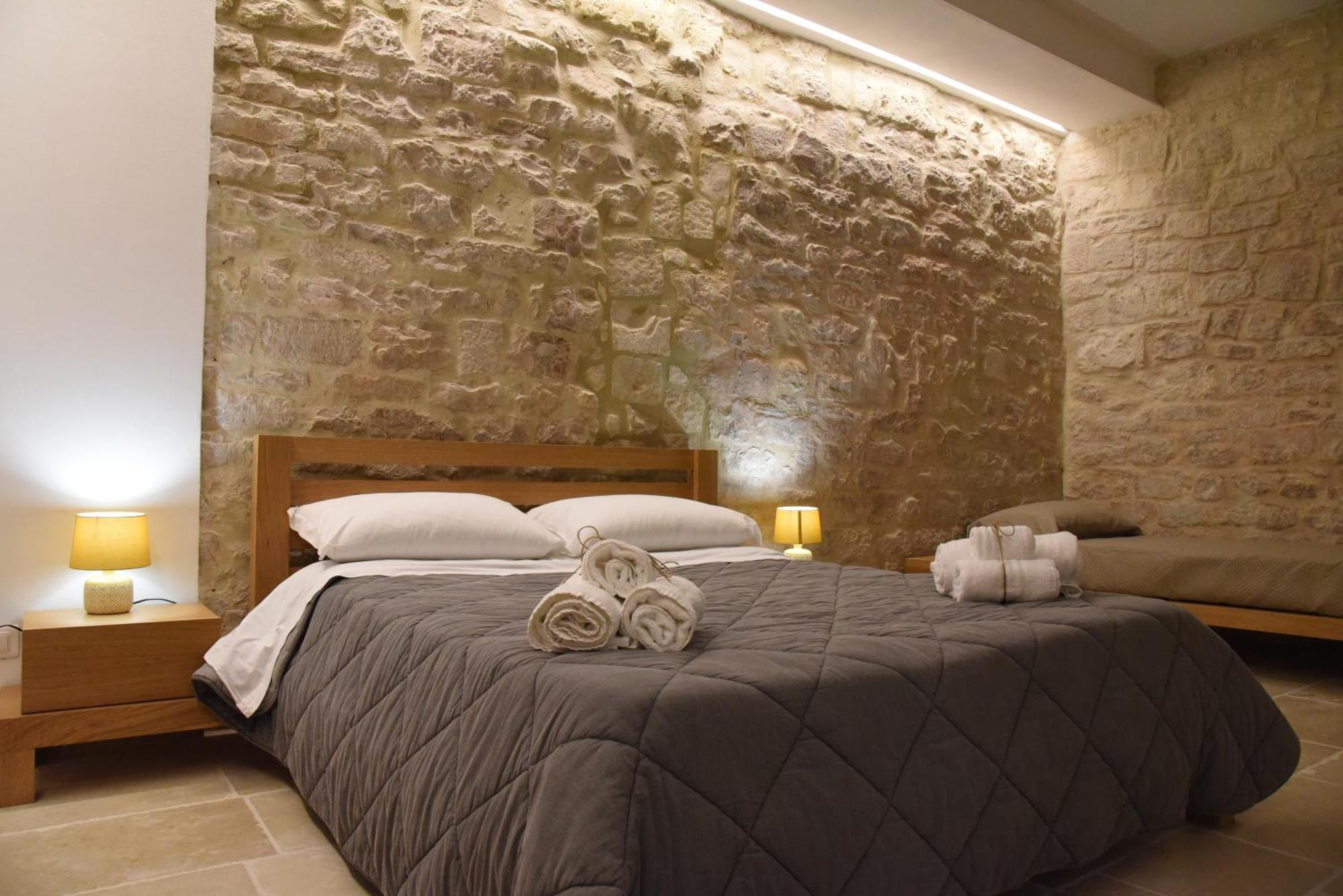 Altemura Suites Барі Екстер'єр фото